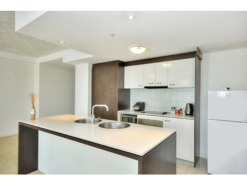 703/18 Fern Street, Surfers Paradise QLD 4217