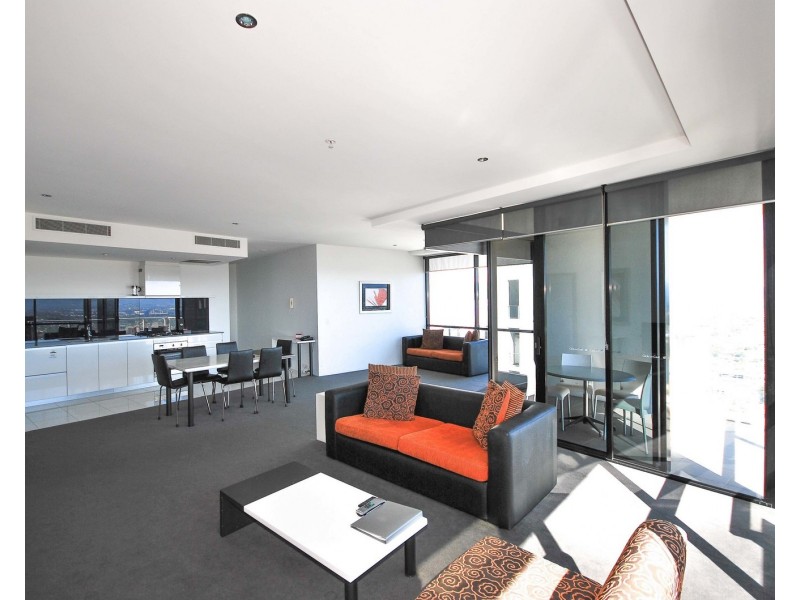 Circle on Cavill 9 Ferny Avenue, Surfers Paradise QLD 4217