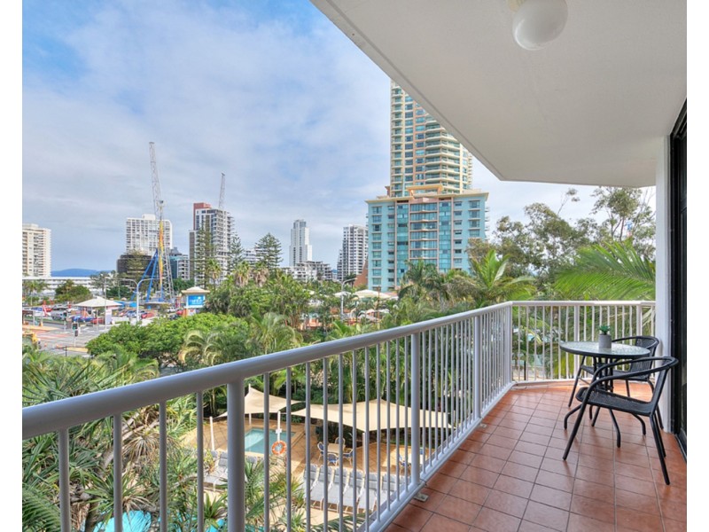 4E/3277 Surfers Paradise Boulevard, Surfers Paradise QLD 4217