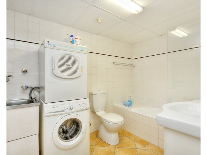 4E/3277 Surfers Paradise Boulevard, Surfers Paradise QLD 4217