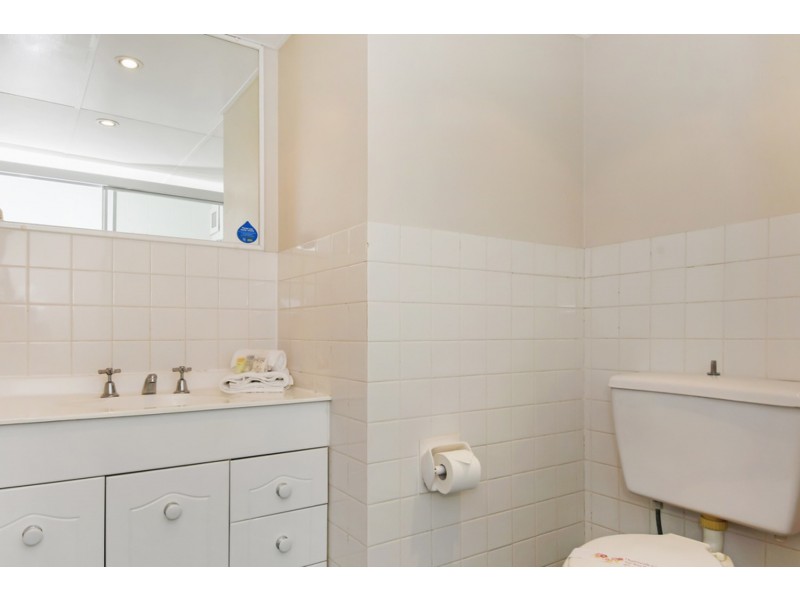 24/26 The Esplanade, Surfers Paradise QLD 4217