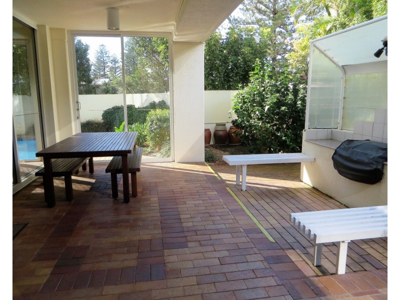 The George/2 Montgomery Avenue, Main Beach QLD 4217