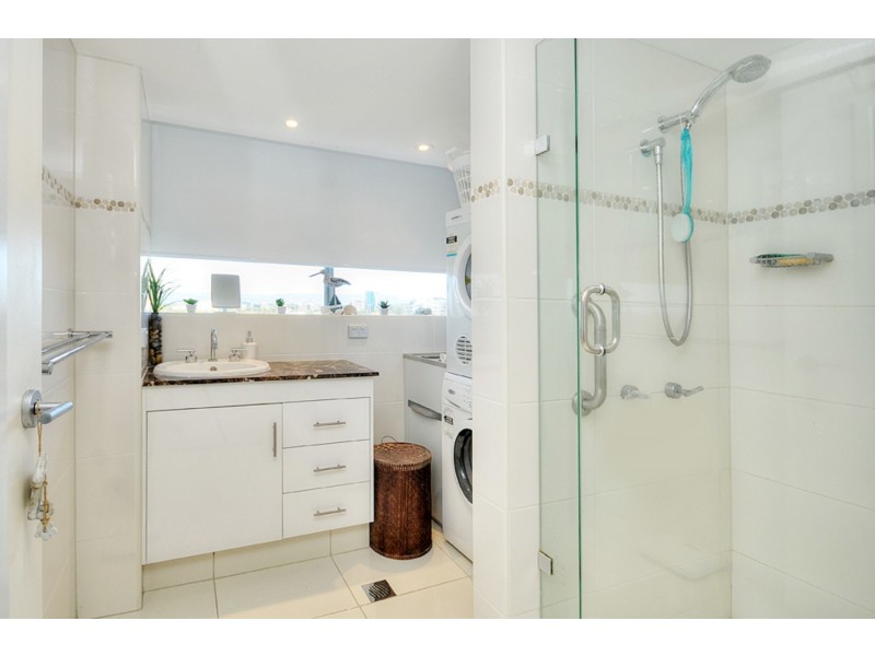 82 “Anchorage”/32 Riverview Parade, Surfers Paradise QLD 4217