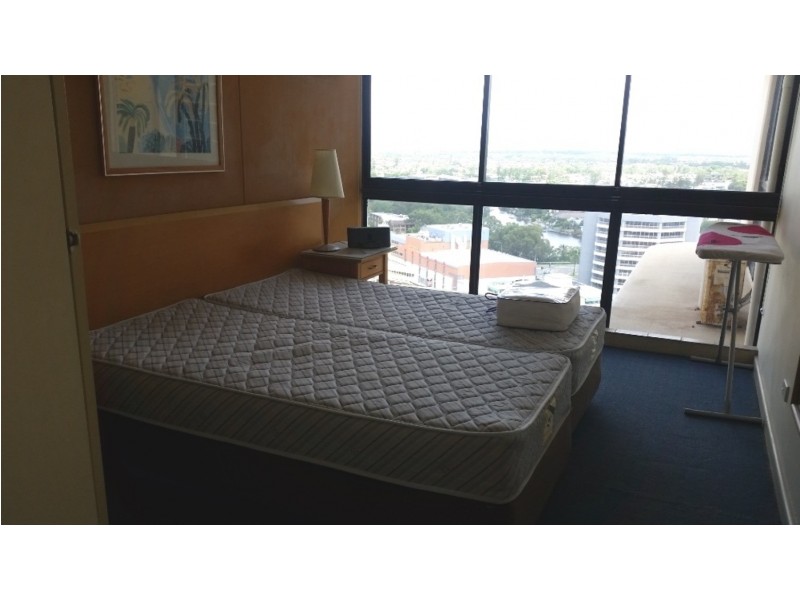 “Beachcomber”/18 Hanlan Street, Surfers Paradise QLD 4217