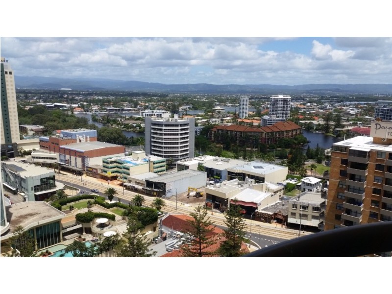 “Beachcomber”/18 Hanlan Street, Surfers Paradise QLD 4217