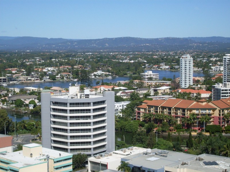 “Beachcomber”/18 Hanlan Street, Surfers Paradise QLD 4217