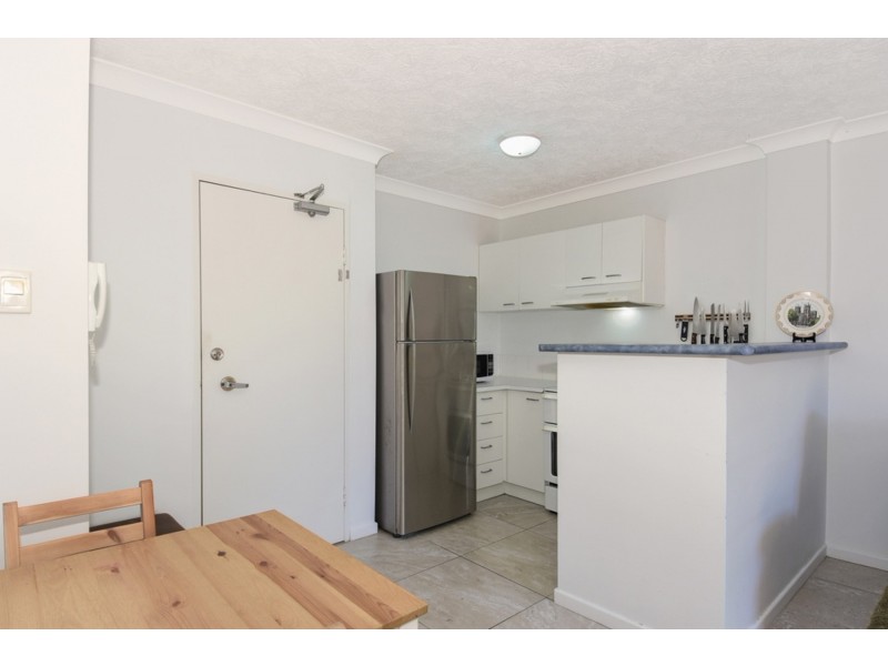 4/43 Cypress Avenue, Surfers Paradise QLD 4217