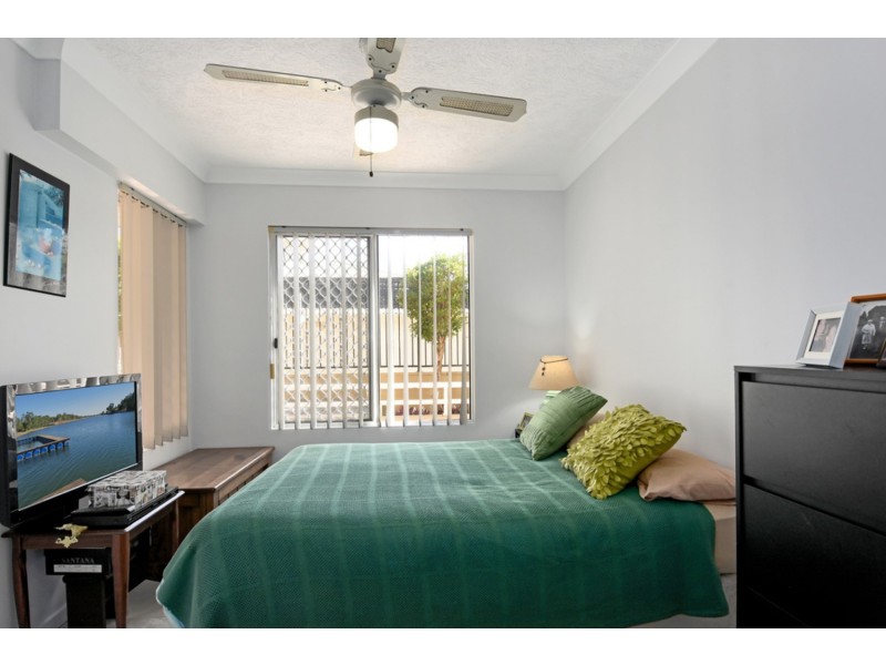 4/43 Cypress Avenue, Surfers Paradise QLD 4217