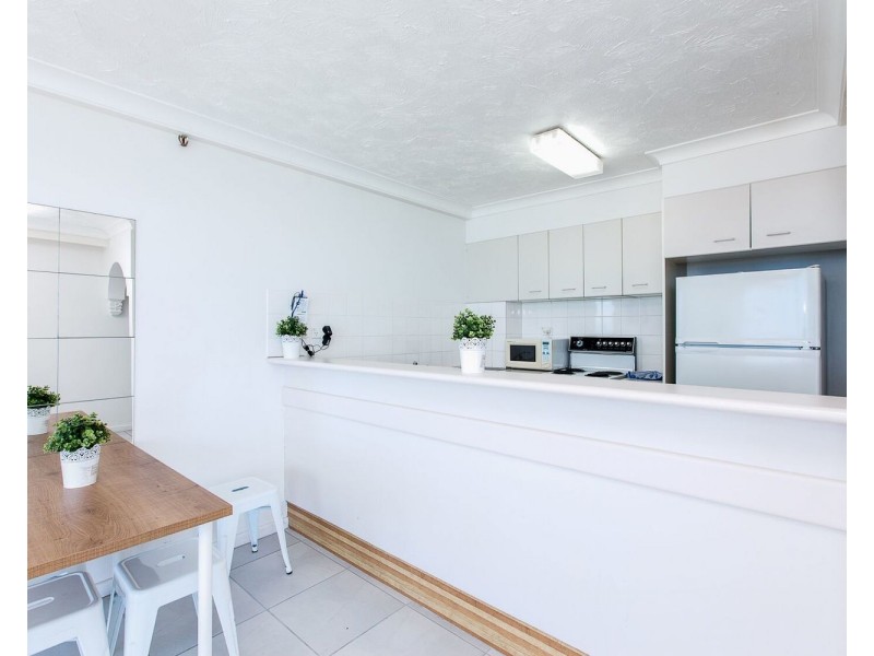 3111/18 Hanlan Street, Surfers Paradise QLD 4217