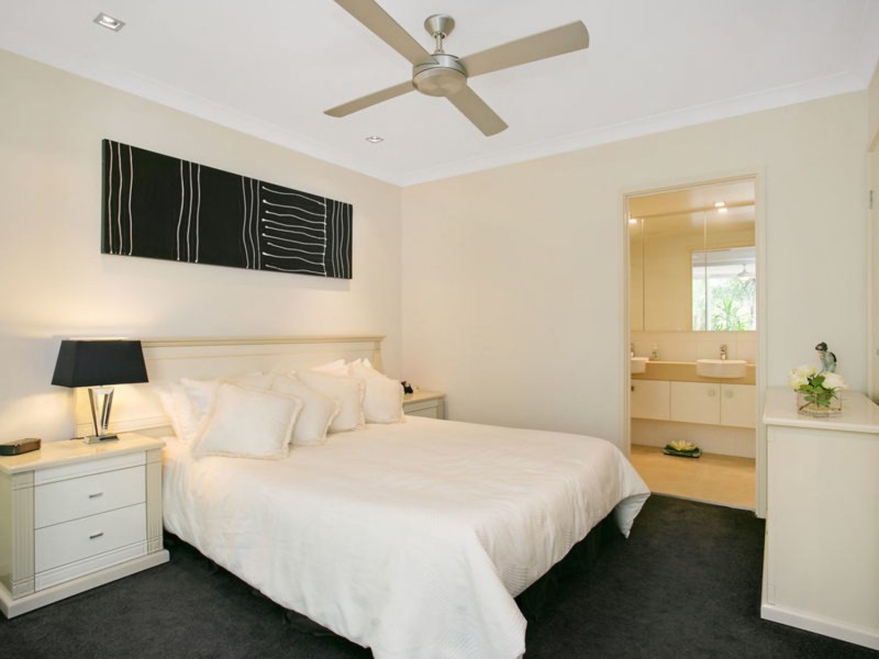 4001/3027 The Boulevarde, Carrara QLD 4211