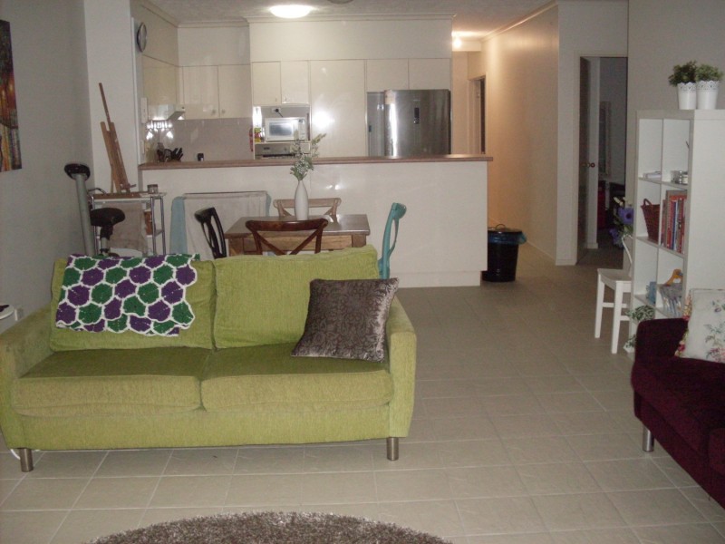 1/12 Tarcoola Crescent, Chevron Island QLD 4217