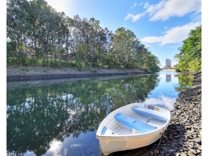 35 Korong Street, Southport QLD 4215