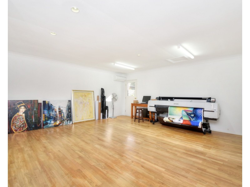 35 Korong Street, Southport QLD 4215