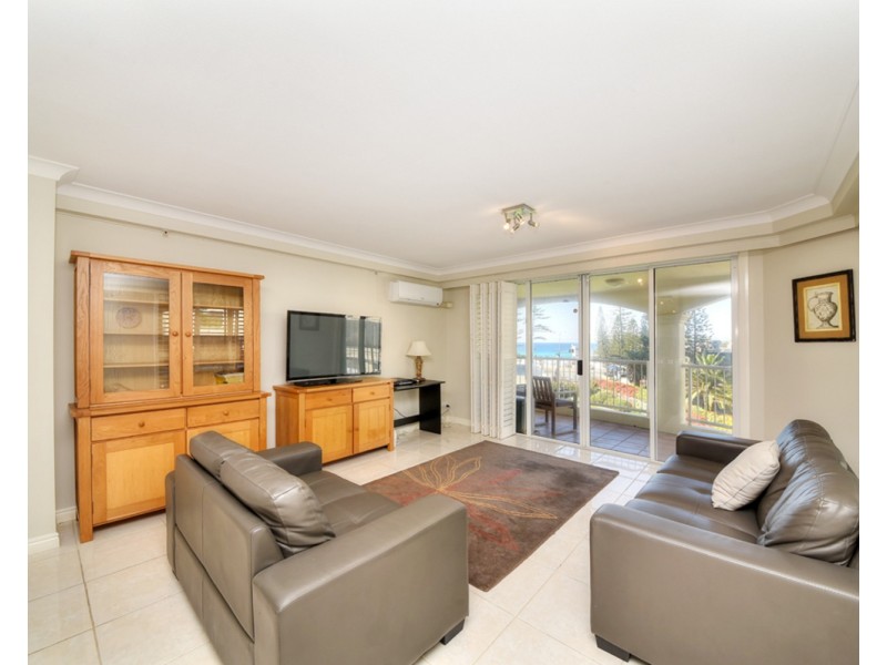 6/7 Elkhorn Avenue, Surfers Paradise QLD 4217