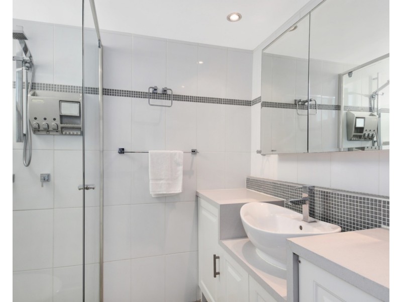 58/43 Enderley Avenue, Surfers Paradise QLD 4217