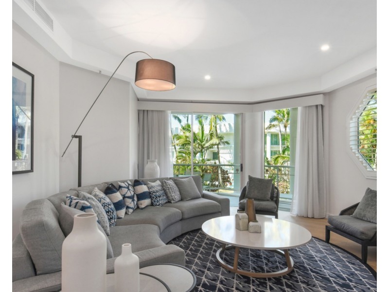 Pacific Mirage/105 Seaworld Drive, Main Beach QLD 4217
