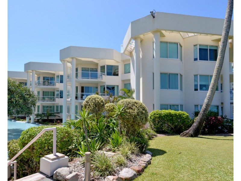Pacific Mirage/105 Seaworld Drive, Main Beach QLD 4217