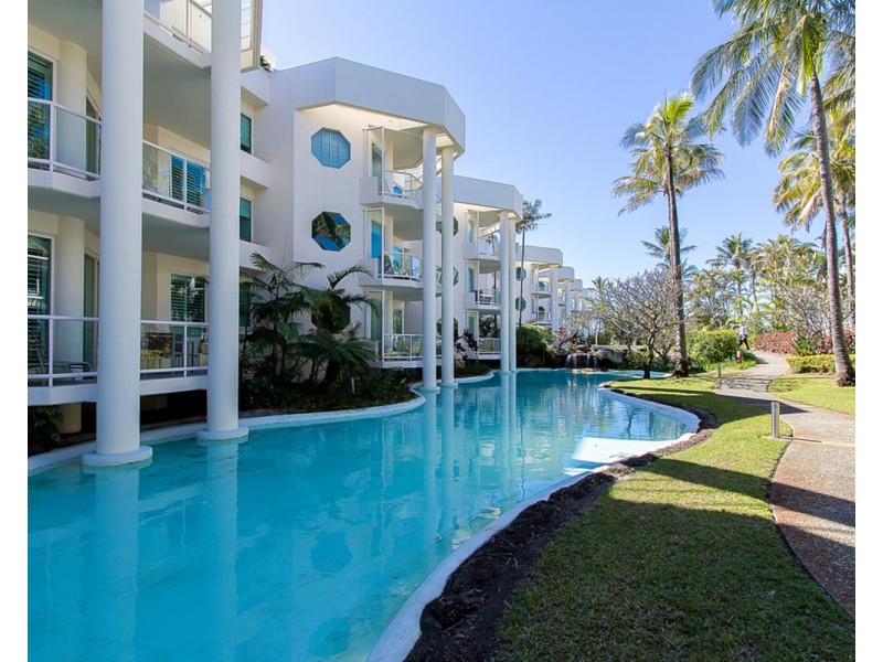 Pacific Mirage/105 Seaworld Drive, Main Beach QLD 4217