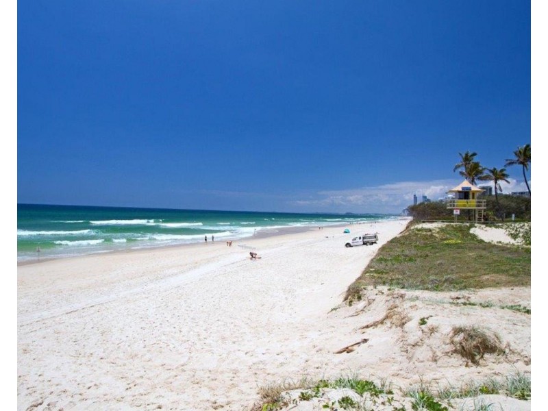 Pacific Mirage/105 Seaworld Drive, Main Beach QLD 4217