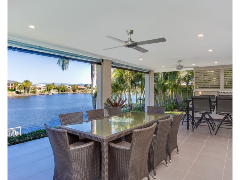21 Andros Court, Clear Island Waters QLD 4226