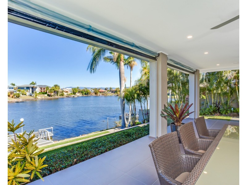 21 Andros Court, Clear Island Waters QLD 4226