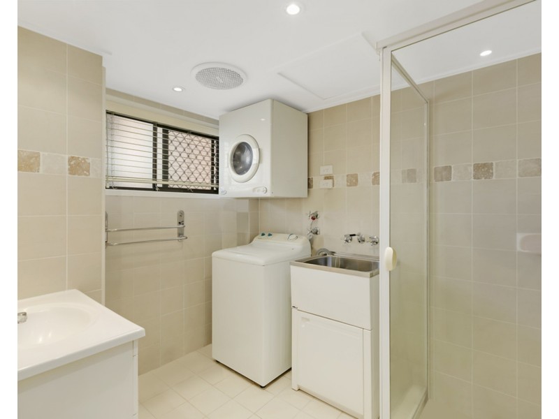 214 Scarborough Street, Southport QLD 4215