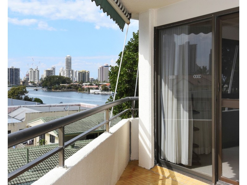 14/1 Peninsular Drive, Surfers Paradise QLD 4217