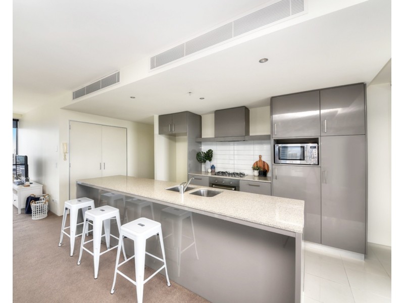 1806/4 Wahroonga Street, Surfers Paradise QLD 4217