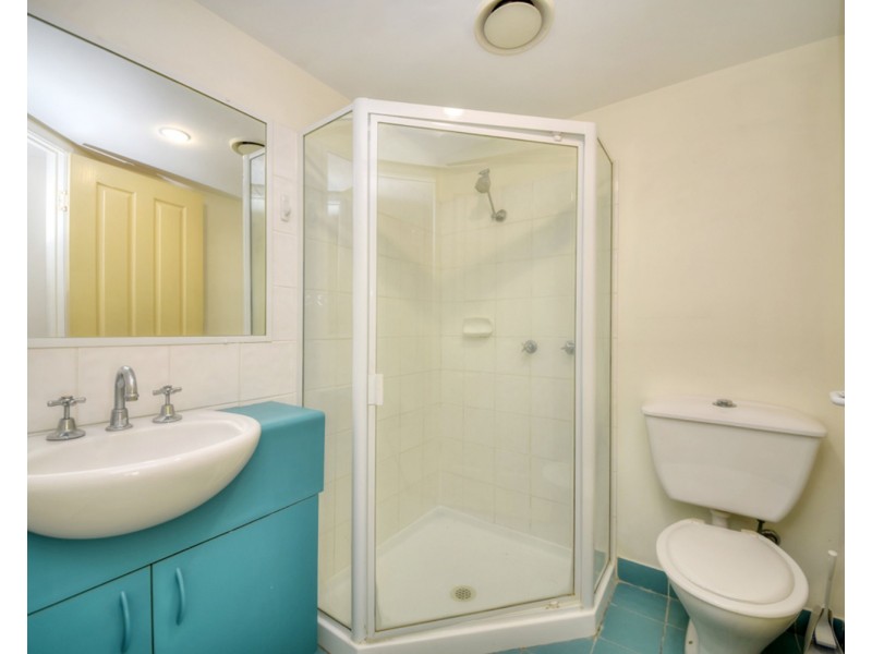 9/193-197 Surf Parade, Surfers Paradise QLD 4217