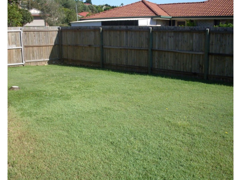 44 Fairview Court, Arundel QLD 4214