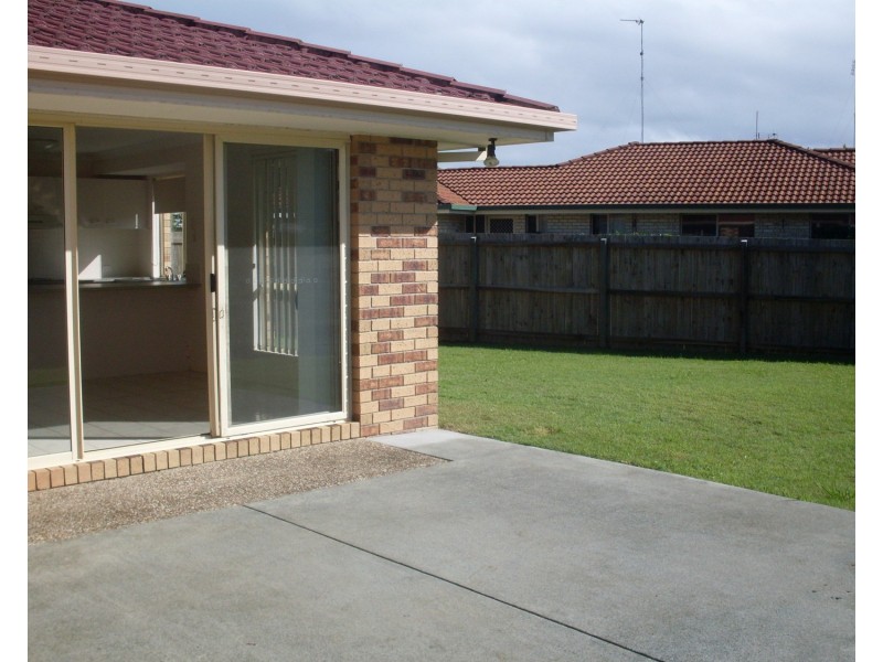 44 Fairview Court, Arundel QLD 4214