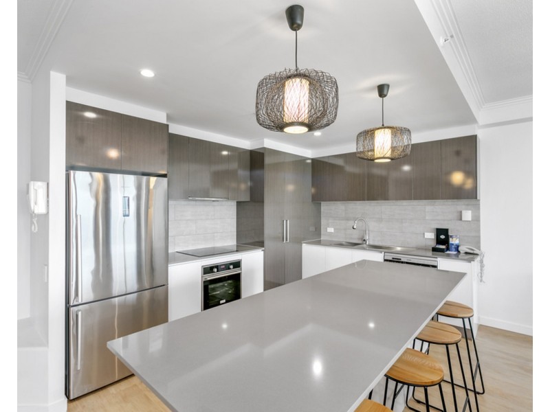 2202 SunCity/3400 Surfers Paradise Boulevard, Surfers Paradise QLD 4217