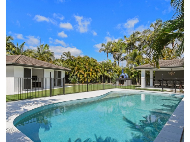 21 Dunbarton Avenue, Sorrento QLD 4217