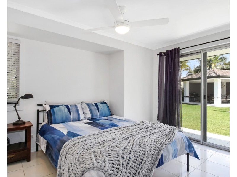 21 Dunbarton Avenue, Sorrento QLD 4217