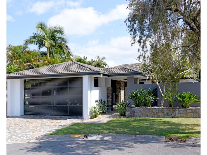 21 Dunbarton Avenue, Sorrento QLD 4217