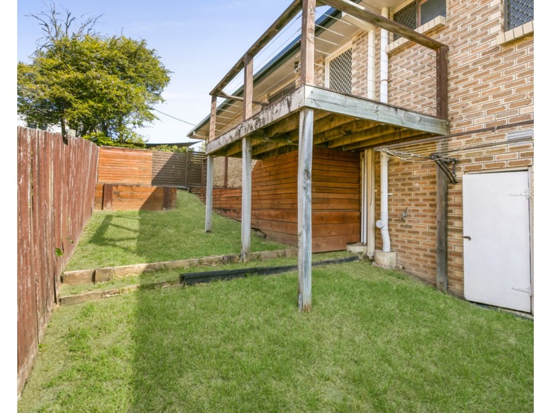 2/15 Caroline Avenue, Southport QLD 4215
