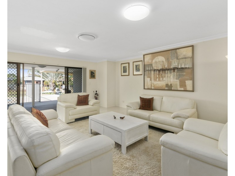 73 Witt Avenue, Carrara QLD 4211