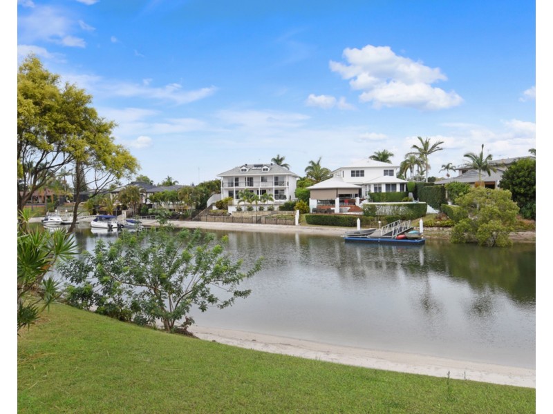 30 Panitz Street, Sorrento QLD 4217