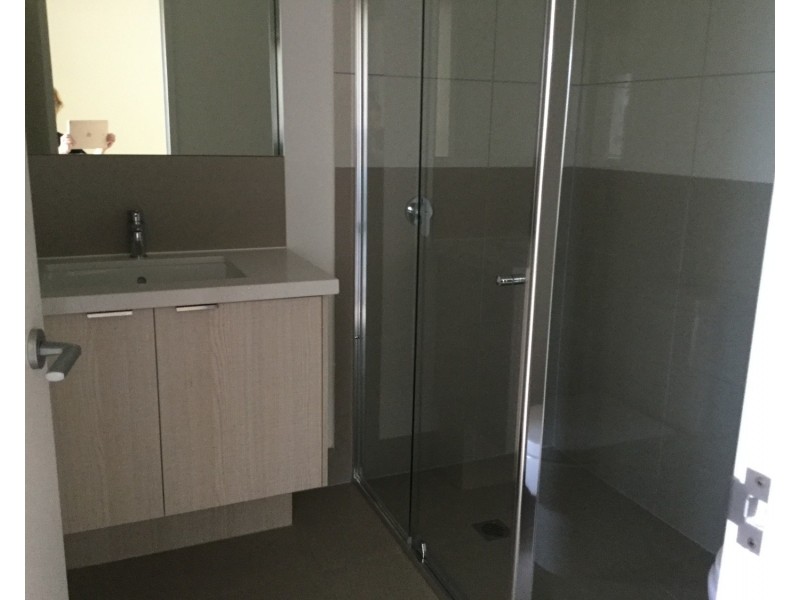 36/3028 Emerald Lakes Drive, Carrara QLD 4211