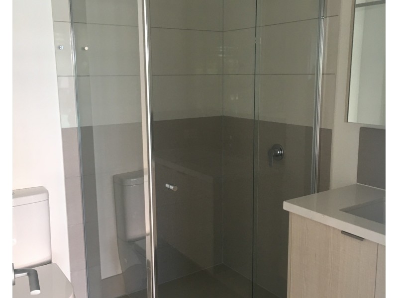 36/3028 Emerald Lakes Drive, Carrara QLD 4211