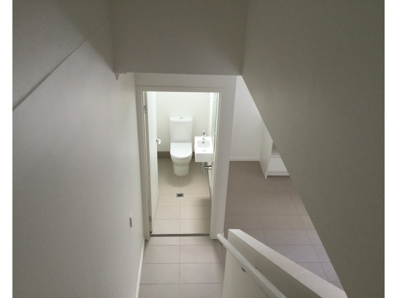 36/3028 Emerald Lakes Drive, Carrara QLD 4211