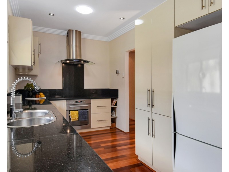 3 Patura Drive, Ashmore QLD 4214