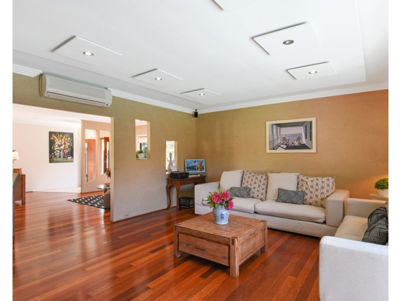 3 Patura Drive, Ashmore QLD 4214