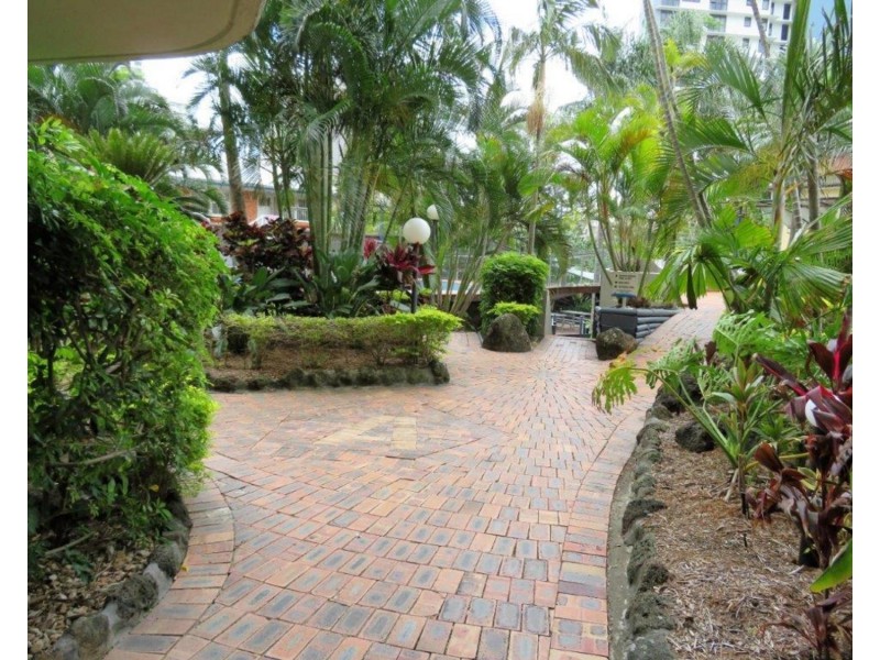 Aristocrat/19 Aubrey Street, Surfers Paradise QLD 4217