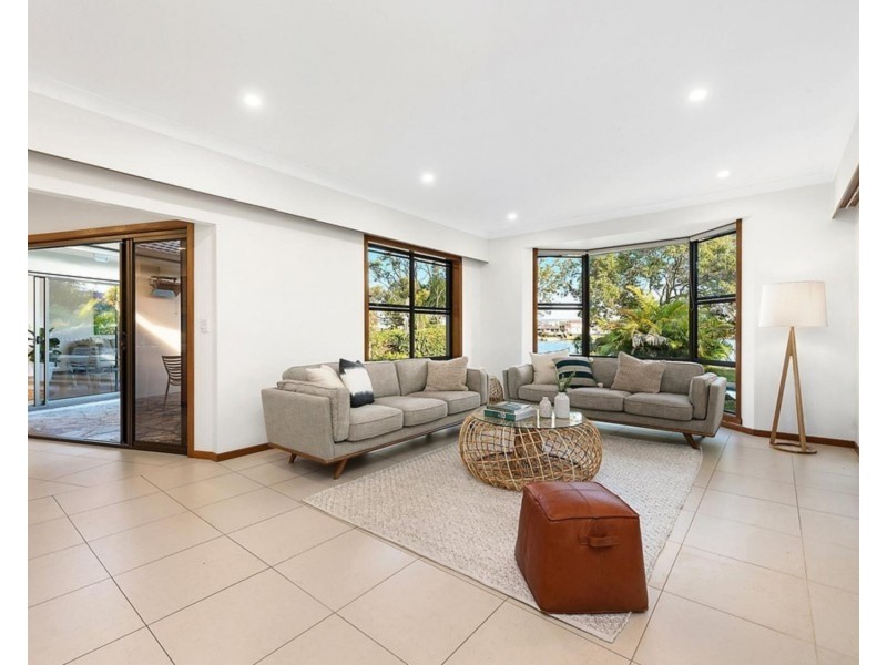20 Argyle Crescent, Sorrento QLD 4217
