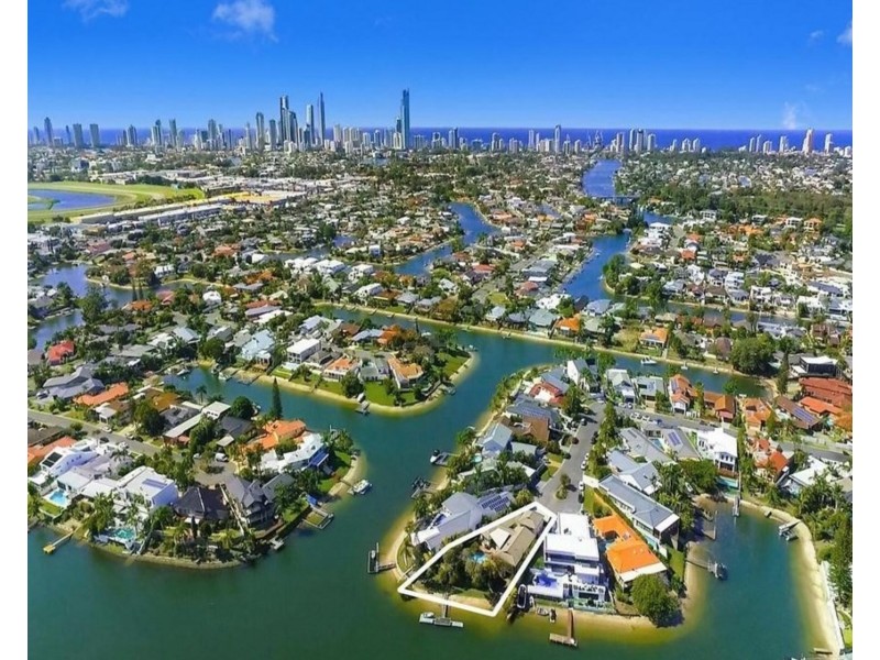 20 Argyle Crescent, Sorrento QLD 4217