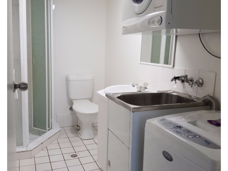 9/43 Cypress Avenue, Surfers Paradise QLD 4217