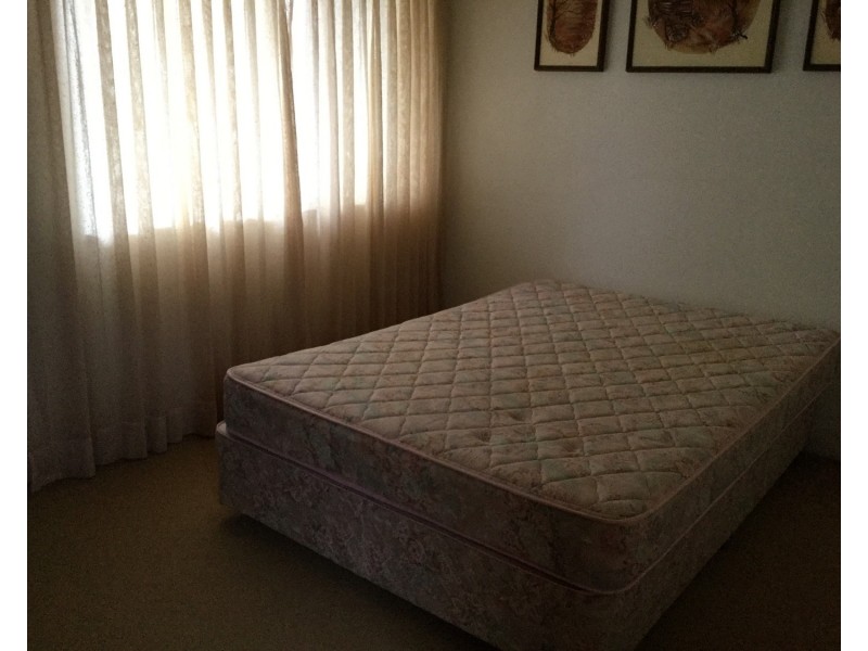 8/268 stanhill Drive, Chevron Island QLD 4217