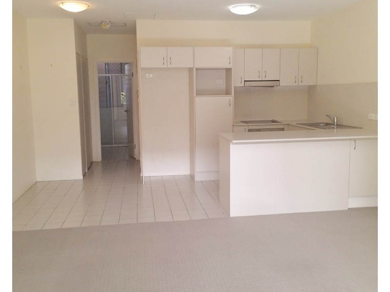 6 Rose Street, Southport QLD 4215