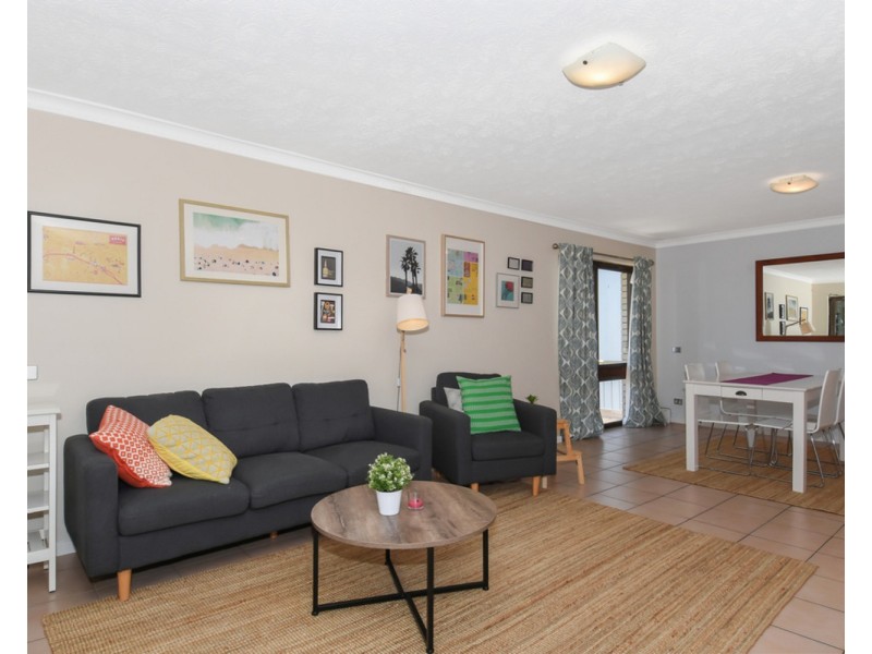 14/112 Stanhill Drive, Chevron Island QLD 4217